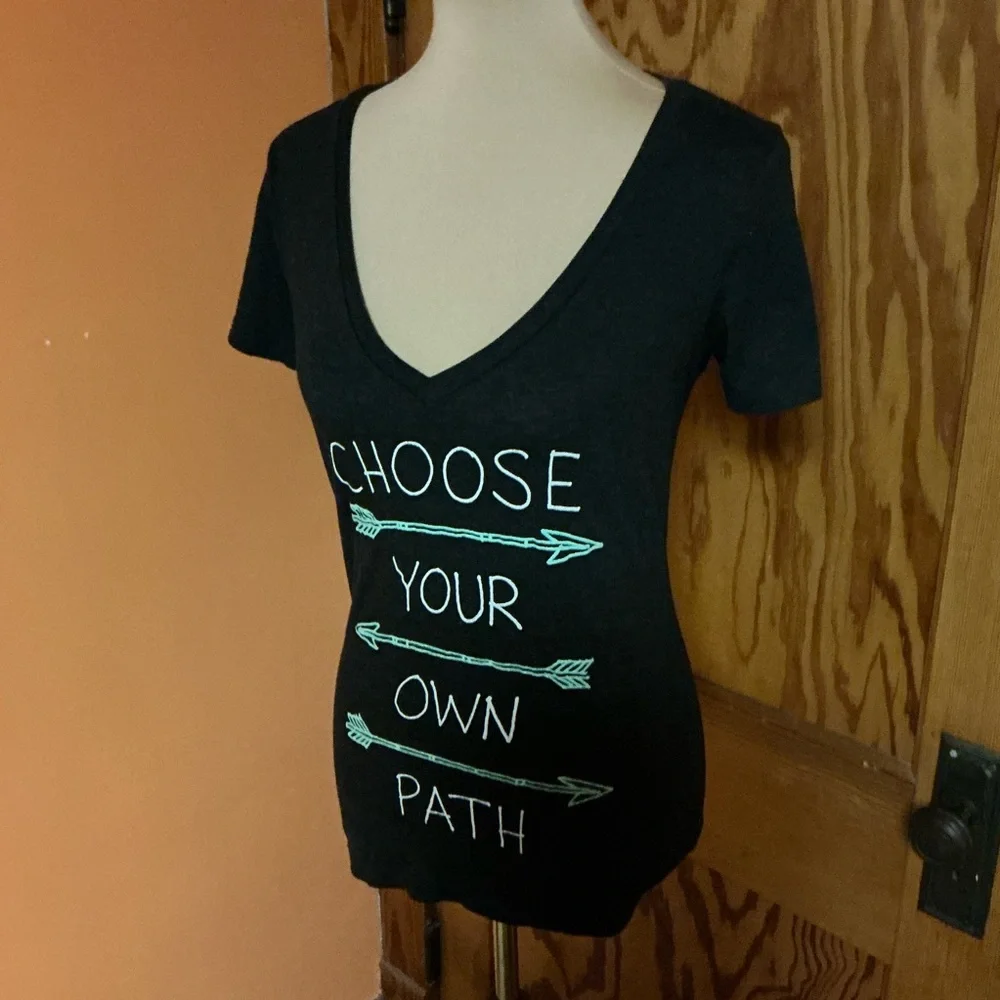 Empyre Choose your own Path Graphic V neck Tshirt - Picture 8 of 10